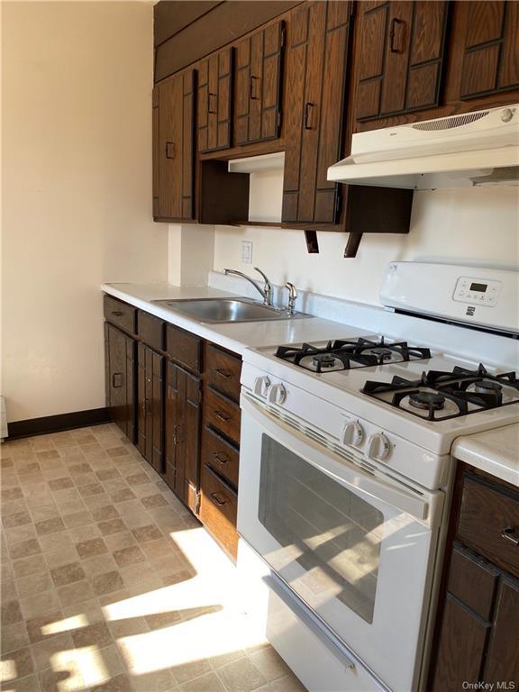 Foto del edificio - 145 E Central Ave