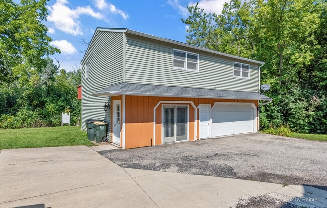 Building Photo - 548 N Hainesville Rd