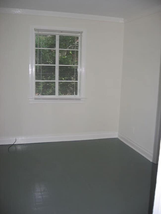 Photo - 307 Ransom St House