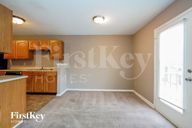 Foto del edificio - 2925 Redland Ln