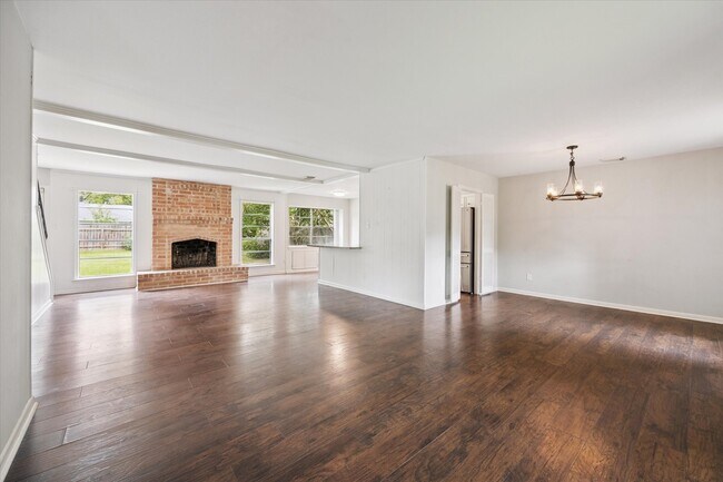 Building Photo - 12710 Westleigh Dr