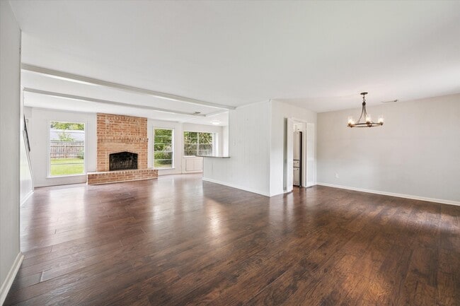 Foto del edificio - 12710 Westleigh Dr