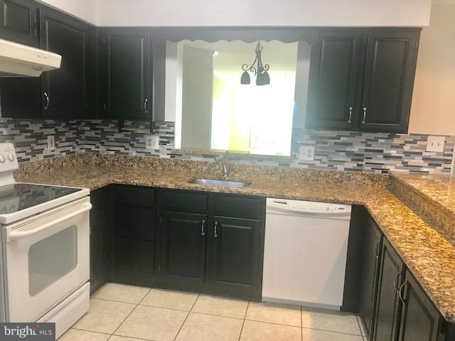 Foto del edificio - 6847 Malton Ct