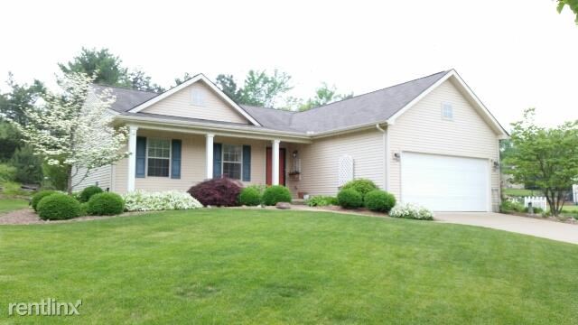 Building Photo - 734 Glen Oak Dr