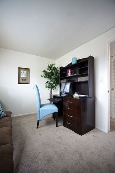 Interior - Office - Gateway Townhomes