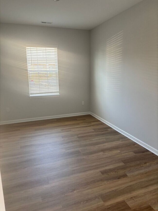 Building Photo - 463 Blue Aspen Dr
