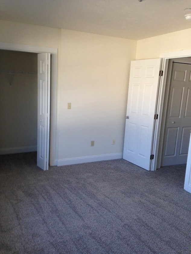 bedroom - 3525 Polly Rd