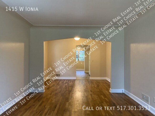 Building Photo - Updated 3-BDR 1-BTH Home with Basement & G...