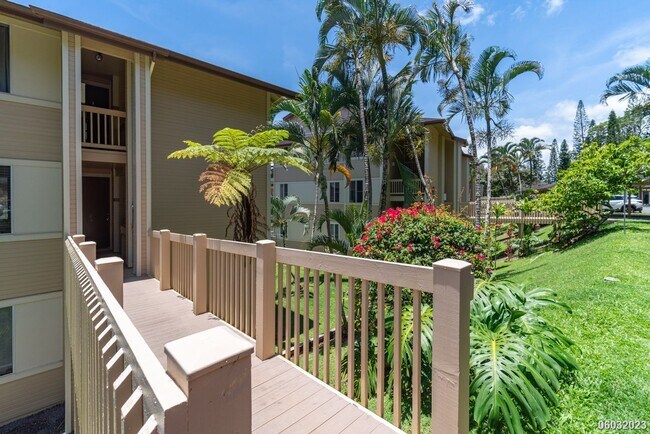 Foto del edificio - Spacious, Clean, Renovated 2BR/2BA/2Pkg in...