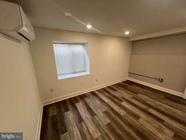 Foto del edificio - 3228 W Diamond St