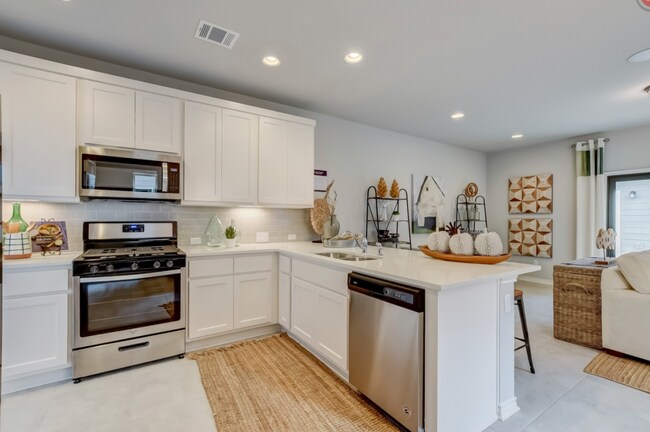 Building Photo - 1736 Artesian Springs Crossing
