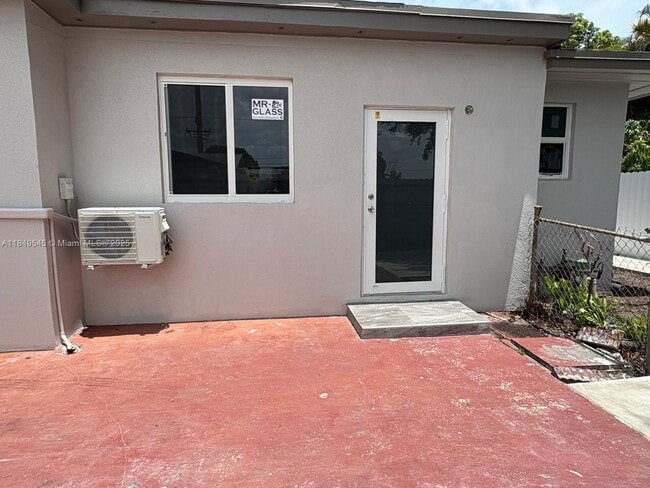Foto del edificio - 3368 NW 51st Terrace