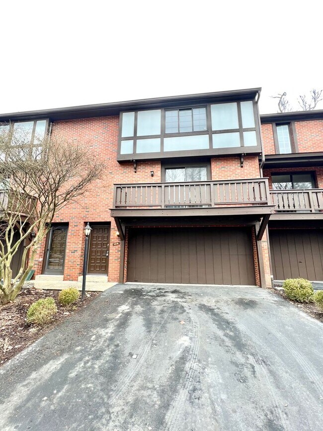 Foto del edificio - Sewickley Heights - Gorgeous Townhouse - 3...