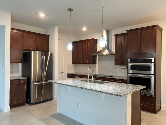 Foto del edificio - 7401 Alpine Butterfly Ln