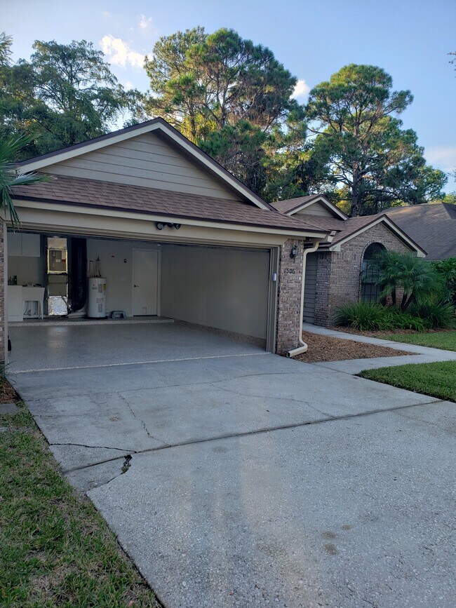 Building Photo - 1506 Crabapple Cove Ct N