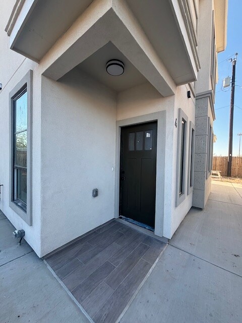 Foto del edificio - 1117 E Esperanza Ave