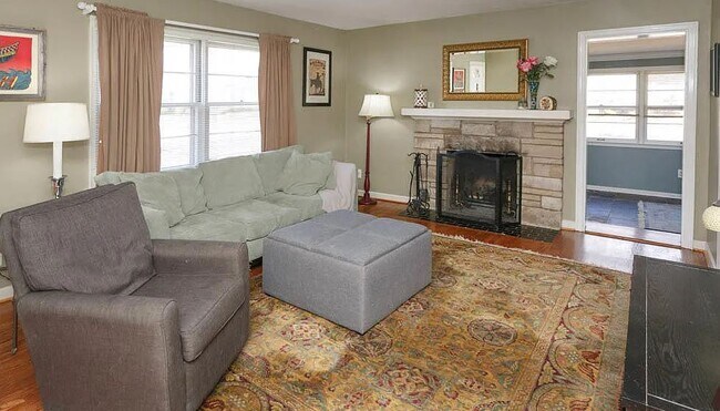 Foto del edificio - 201 Alcott Rd