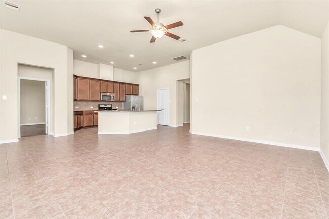 Building Photo - 9407 Vista Falls Ct