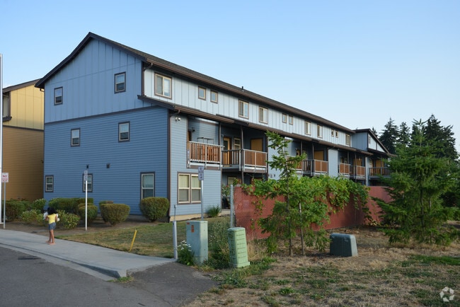 Building Photo - McCallister Village