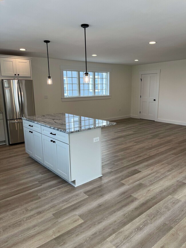 Foto del edificio - 169 E Main St