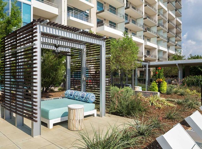 amli design district