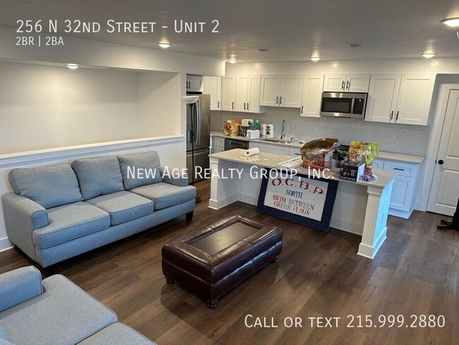 Building Photo - 256 N 32nd St