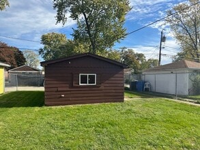 Building Photo - 12729 S Sangamon St