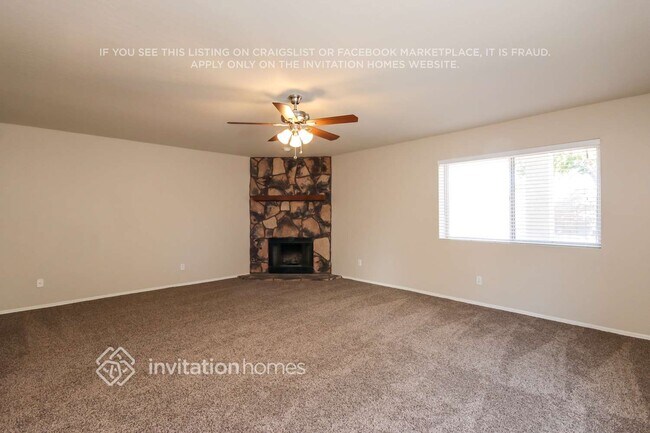 Building Photo - 1014 E Hearne Way