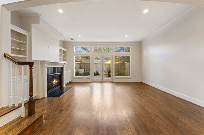 Foto del edificio - 5422 Gibson St