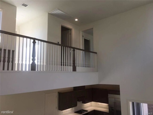 Building Photo - 4 br, 3 bath House - 20655 W Chestnut Cir