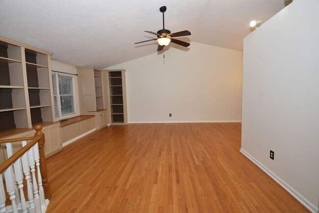 Foto del edificio - Cross Creek 4 bedroom home