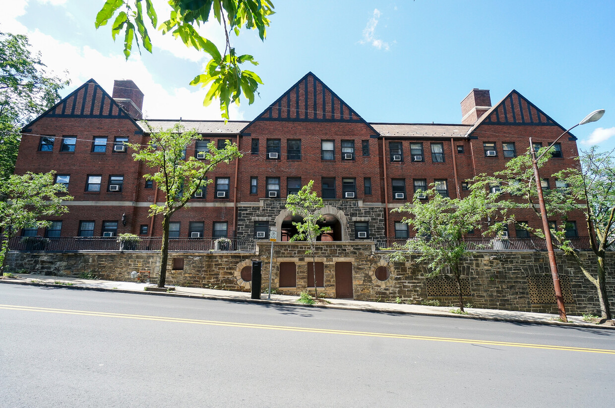 Primary Photo - Pennsylvania Apartments