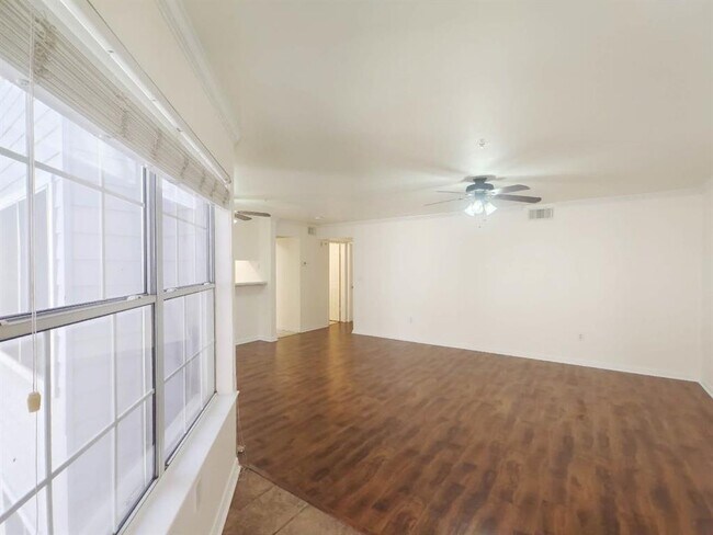Foto del edificio - 501 W 26th St