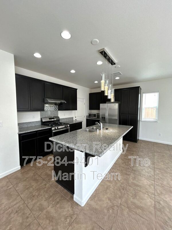 Building Photo - 2000 Half Dome Dr