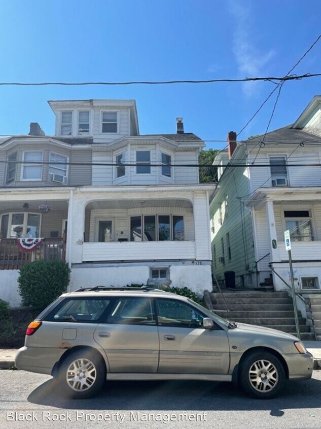 Primary Photo - 3 br, 1.5 bath House - 528 Arlington Street