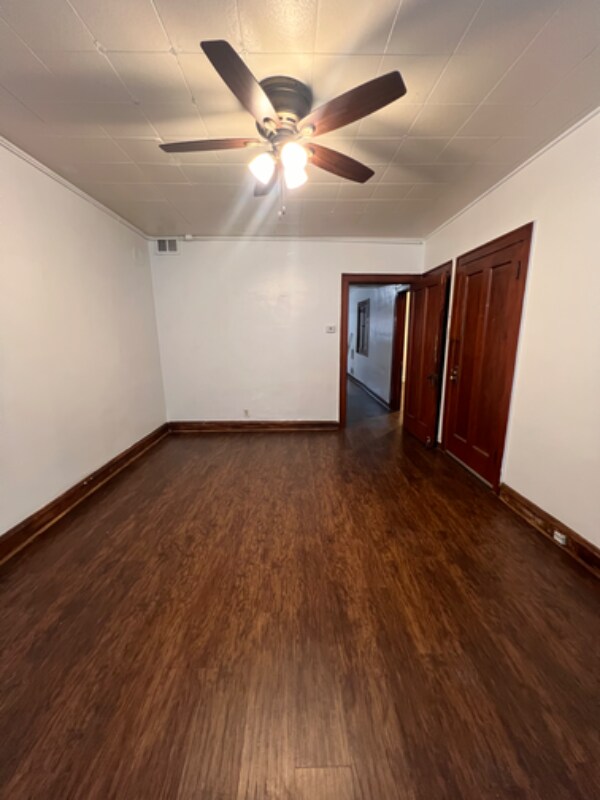 Foto del edificio - 4449 W Walton St