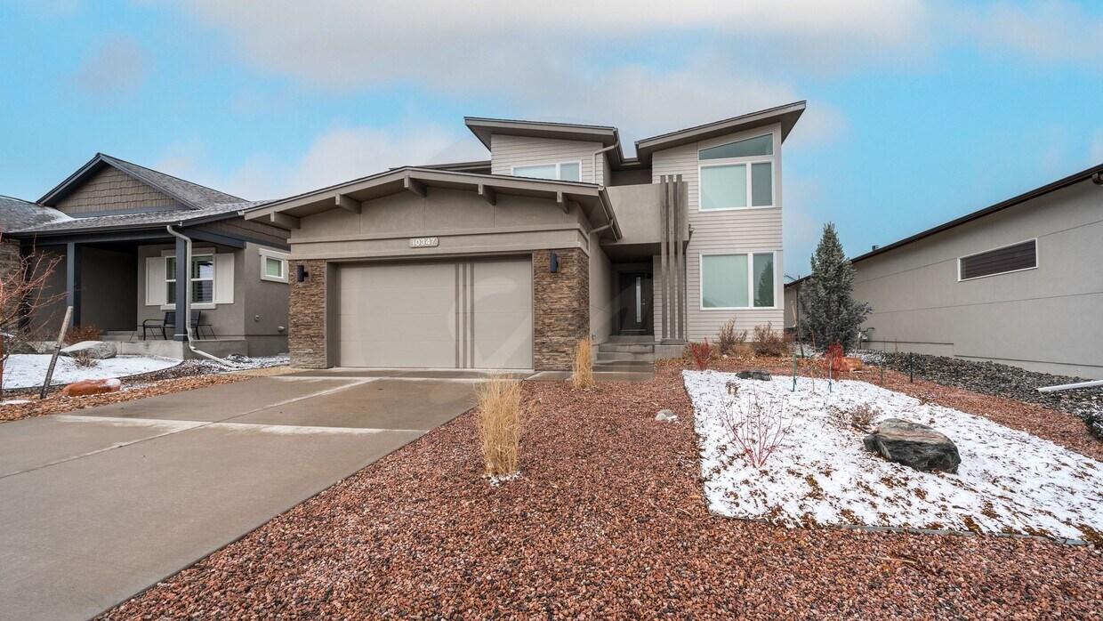 Primary Photo - Modern Two Story Home in Cordera