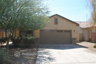 Building Photo - 10209 W Parkway Dr