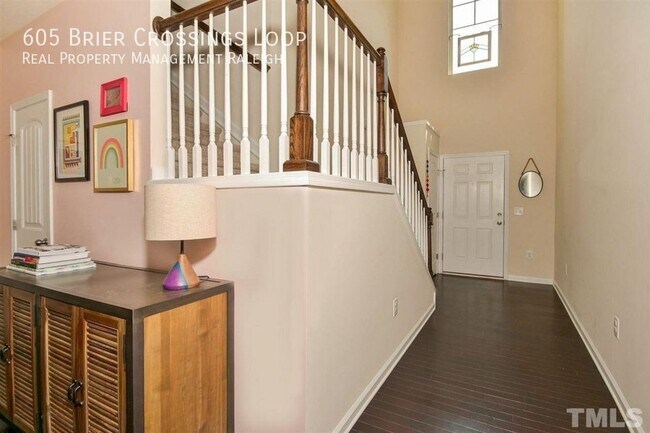 Foto del edificio - 605 Brier Crossings Loop