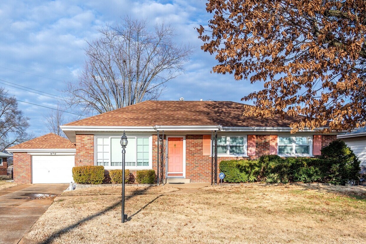 Primary Photo - 4339 Creelman Pl