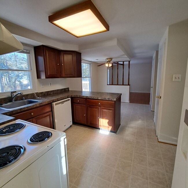 Foto del edificio - 3646 Lightner Ct