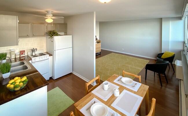 Foto del edificio - 6171 N Sheridan Rd
