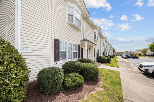 Foto del edificio - 3809 E Vancroft Cir