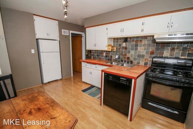 Foto del edificio - 4 br, 1.5 bath House - 602 N 115th St