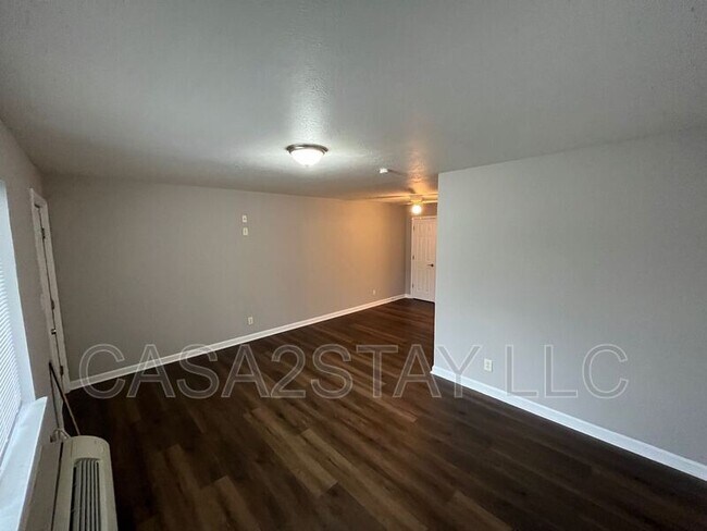 Foto del edificio - 411 Iowa Ave