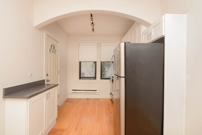 Foto del edificio - 2324 N Rockwell St