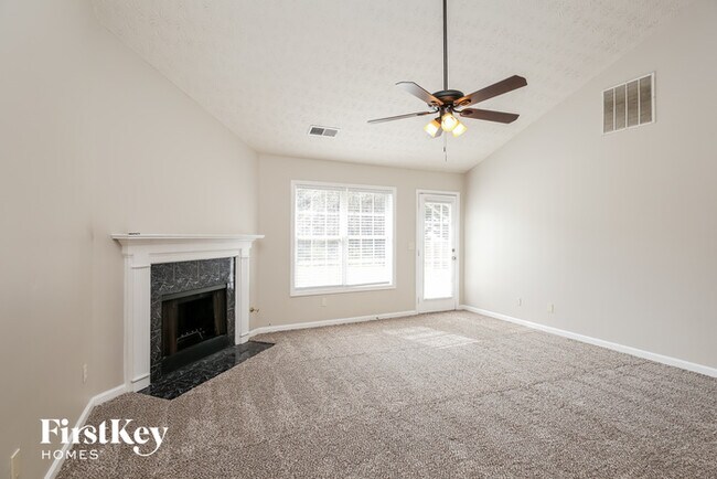 Foto del edificio - 445 Windsor Brook Ln SE
