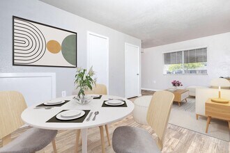 Interior Photo - Palm Desert Apartments