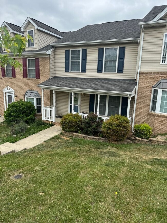 Photo - Freshly Painted and New Flooring! House