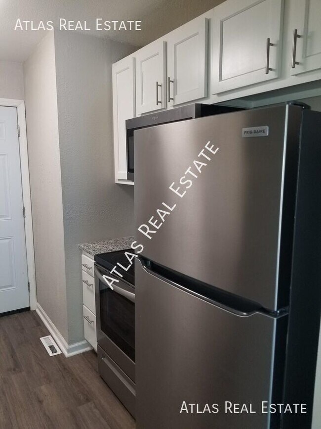 Foto del edificio - 9414-9416 E 14th Street S - 9416